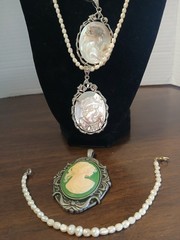 Lot of 4 Cameo Pendants Carved Shell Silver Tone With Pearl Necklace & Bracelet