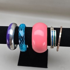 Vintage Bangle Bracelet Lot Acrylic Lucite Metal Mixed Colors Retro Jewelry