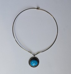 Southwestern Turquoise Blue Howlite Nickel Silver Pendant Stiff Choker Necklace