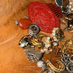 Large Vintage Jewelry Watches Lot So Many Items LQQK