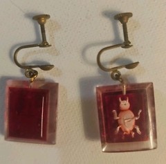 Vintage Pair of Square Shape Acrylic Screwback Earrings With Beetles Red