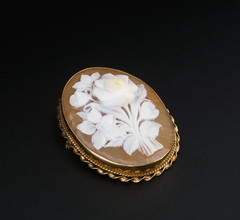 Vintage 14k Cameo Pendant Brooch Rose Floral Yellow Gold 1.7″ Carved Shell OG595