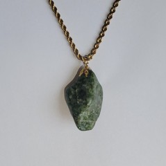 Genuine Green Epidote Polished Stone Pendant 36in Gold Tone Monet Chain Necklace
