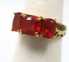 Vintage gold wash over sterling silver 925 reddish pink stones ring UTC sz 5