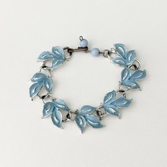 Vintage Blue Enamel Ivy Leaf Flower Bracelet Silver Tone 6.5″