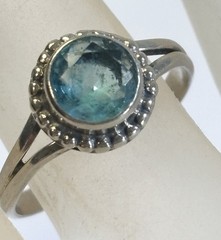 Vintage 925 Sterling Silver Blue Topaz Ring Size 8