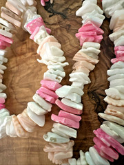 Vintage Flat Multi Color Puka Shell Bead Necklace Surfer Beach Retro Boho 18”