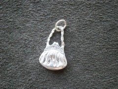 Purse Handbag Vintage Solid Shiny Sterling Silver Bracelet Charm Pendant 3.1g