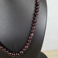 Vintage Genuine Almandine Garnet Small Bead Strand Choker Necklace Barrel Clasp