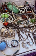 Vintage Estate Costume Jewelry Lot ! CINER , MONET and more!