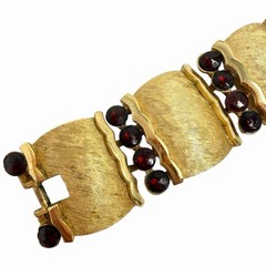 Vtg Trifari Brushed Gold Tone Panel Bracelet Faux Garnet Color Stones 1955–1969