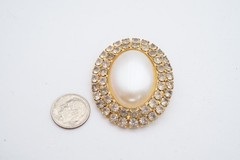 Vintage Brooch Pin Gold Tone Rhinestone Faux Pearl Cabochon