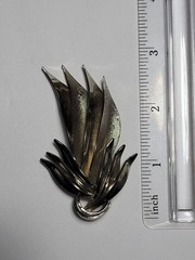 Vintage Silvertone Leaves Foliage Flame 3D Brooch Mid Century Fashion Jewelry