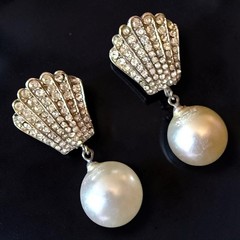 Art Deco Earrings Rhinestone Faux Pearl Dangle Scallop Shell Screwback Vintage