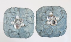 VTG Large Square Clip On Blue Metal Boho Artwork Beaded Sequence 1.5″x1.5″