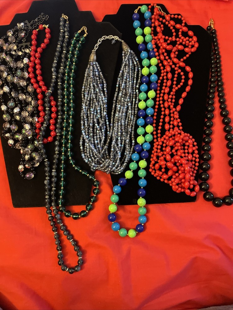 Vintage Lot of 7 Beaded Necklaces various Colors Trifari, LR , Napier, Avon +