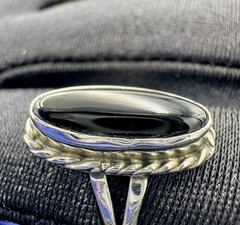 Vintage Sterling Silver And Black Onyx Ring Approx Sz 7