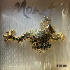 Monet pin brooch Frog rhinestones vintage unused 80’s Mint In Box