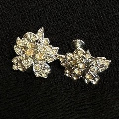 Vintage Silver Tone Rhinestone Maple Leaf Earrings Screw Back