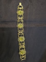 Vintage MCM Gold Tone Lime Green Glass Nugget Panel Link 7″ Bracelet Faux Pearl
