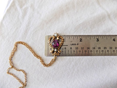 AVON 1974 QUEENSBURY NECKLACE, BRACELET & 2 RINGS