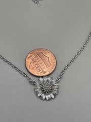 Vintage Signed Crown Trifari SilverTone Sunflower Daisy Chocker 14.5” Necklace