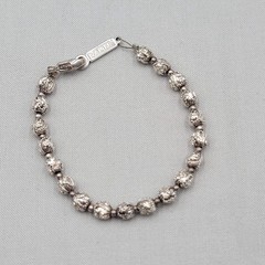 Vintage Napier Embossed Silver tone Bead Bracelet 6.75″