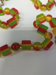 Vtg Multi-Colored Bakelite Cube Ball Necklace with Gold-Plated Clasp Metal Beads