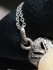 White Gold Pendant And Necklace