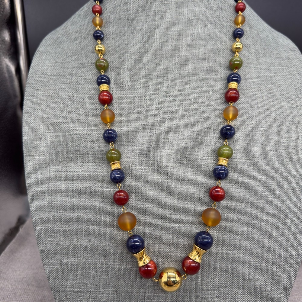 Vintage Necklace Acrylic Lucite Beads Gold Tone Accents 29 Inches