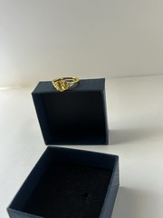 Vintage Yellow Cubic Zirconia Ring Gold Plated Womens Size 8.5