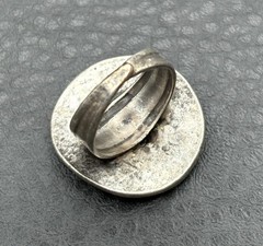 VINTAGE STARBURST STAR MEDALLION Pewter Silver STATEMENT LARGE RING Size 7