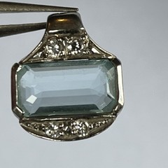 Vintage Art Deco White Gold Aquamarine and Diamond Pendant