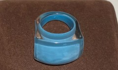 Vintage Y2K Clear Lucite Dome Ring Chunky Aqua Blue Floating Glitter Bubble Ring