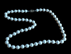 Monet Pearl Jewelry Vintage Monet Faux Pearl Necklace, 20″ – EUC