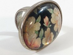 Vintage Mid Century Large Floral Oval Ring 1.5″
