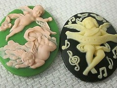 * SALE * VTG CAMEOS 3-D 40x30mm HUGE 16 LOT JEWELRY RESIN FINDINGS REPAIR CRAFTS