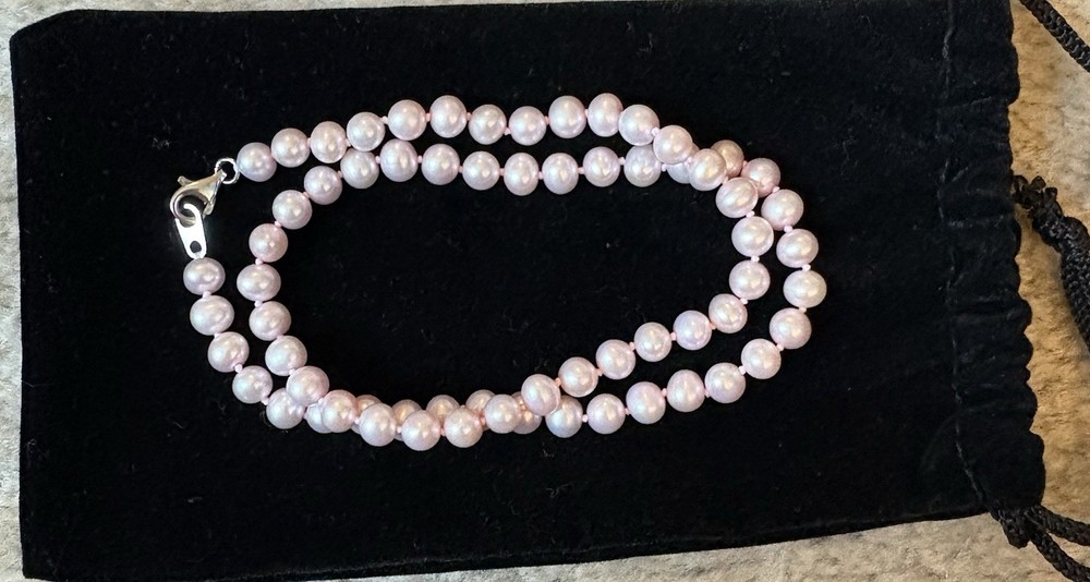Vintage Franklin Mint Pink Pearl Single Strand Knotted Necklace Never Worn