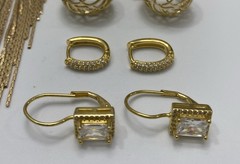✨Vintage To Now Lot Of 9 Pairs Beautiful Gold Tone Estate Pierced Earrings✨