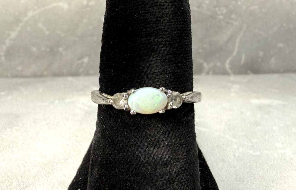 Vintage Avon Sterling Opal Ring Size 6.25