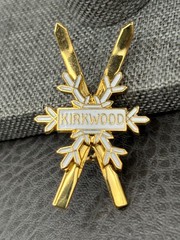 Kirkwood Gold Tone White Enamel Snowflake Ski Crossed Ski Snow Brooch Pin