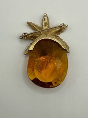 VINTAGE PINEAPPLE GLASS BROOCH PIN PENDANT