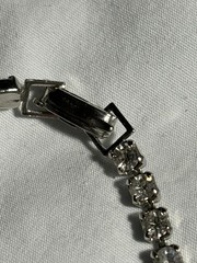 Woman’s Vintage Old Hollywood Rhinestone Necklace Measuring 15 Inch’s