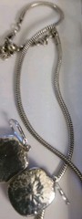 ONYX HAMMERED SILVER NECKLACE AND EARRINGS SET