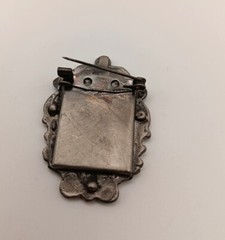 1- 3/4″ Pewter Pin photo holder brooch