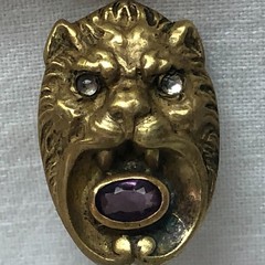 Victorian Gold Filled Lion Face Stick Pin Glass Eyes and Mouth