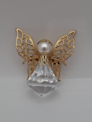 Winged Angel Brooch Pin Filgaree Gold Color 1.5″