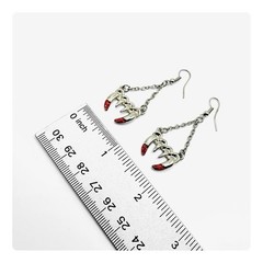 Vintage Vampire Fangs Halloween Fashion Forward Dangling Earrings Silver/Red