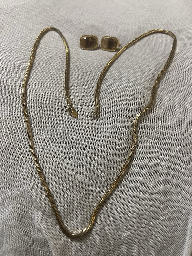 SARAH COVENTRY VINTAGE 33IN NECKLACE AND CLIP ON EARRINGS LOT