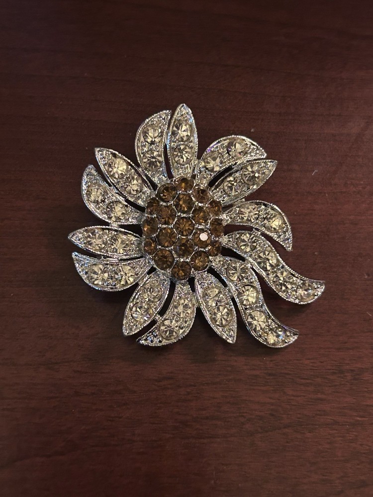 Celebrity NYBrooch Flower Rhinestone Vintage Brooch Costume Jewelry Marked